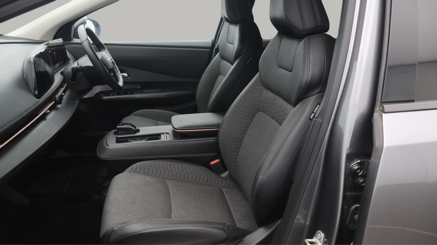 Used Nissan ARIYA 2022 for sale - 76433267: Photo 15