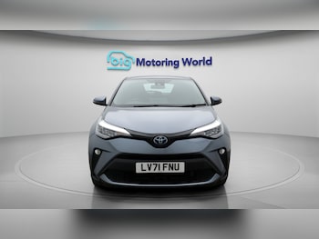 Used Toyota C-HR 2021 for sale - 77116455: Photo