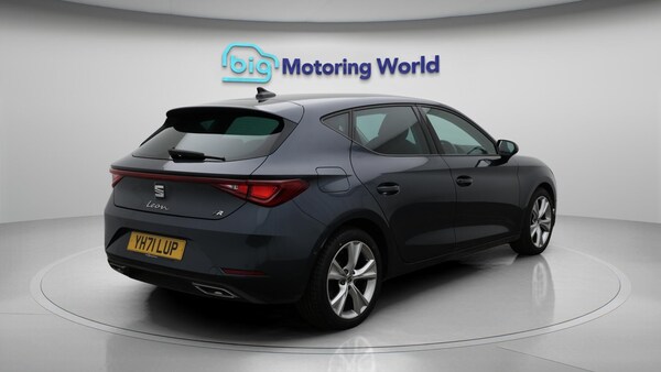 Used SEAT Leon 2021 for sale - 76282642: Photo 8