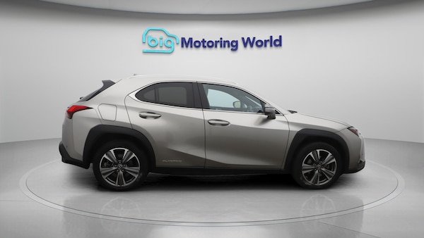 Used Lexus UX 2023 for sale - 76246814: Photo 9