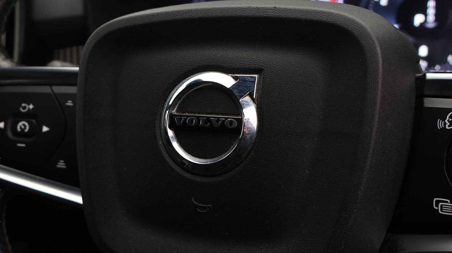 Used Volvo XC40 2020 for sale - 77465539: Photo 21