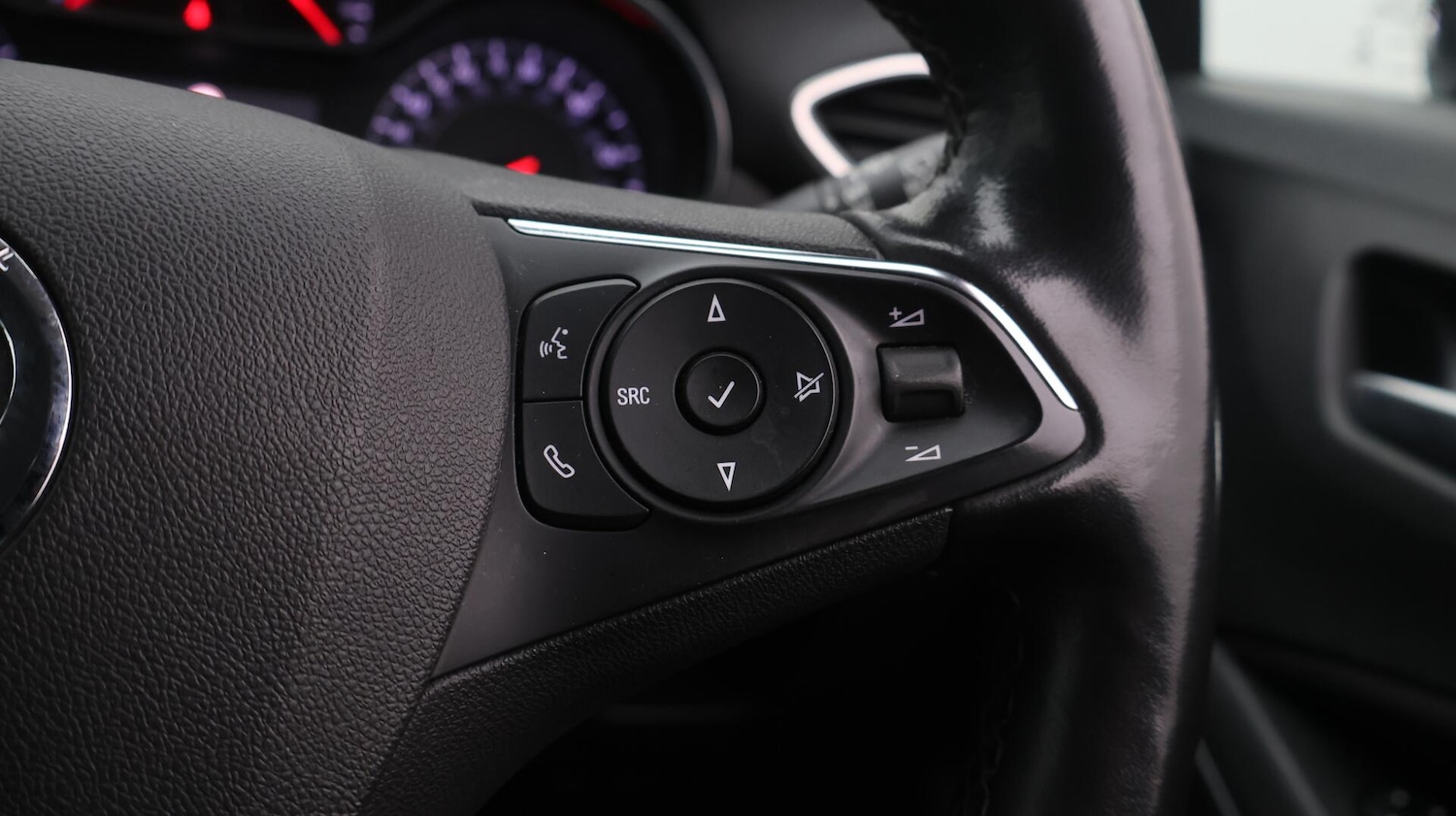 Used Vauxhall Crossland 2022 for sale - 76424852: Photo 24