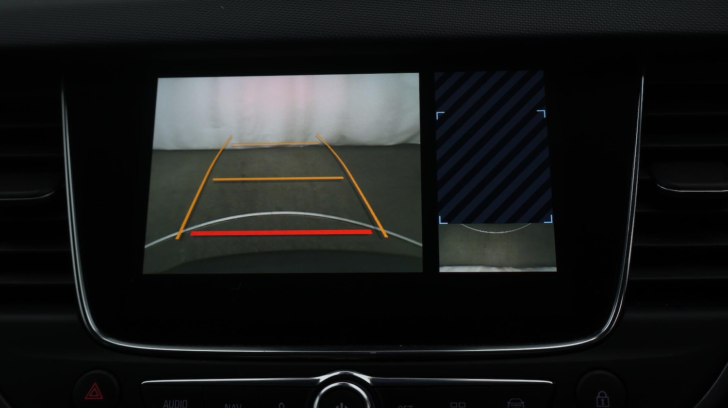 Used Vauxhall Crossland 2022 for sale - 76424852: Photo 25