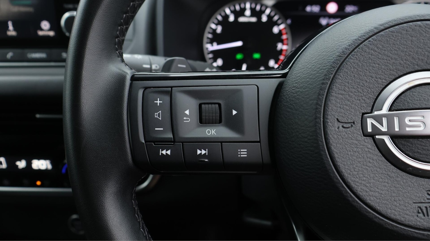 Used Nissan Qashqai 2023 for sale - 76521640: Photo 25