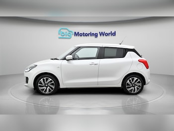 Used Suzuki Swift 2023 for sale - 79335176: Photo