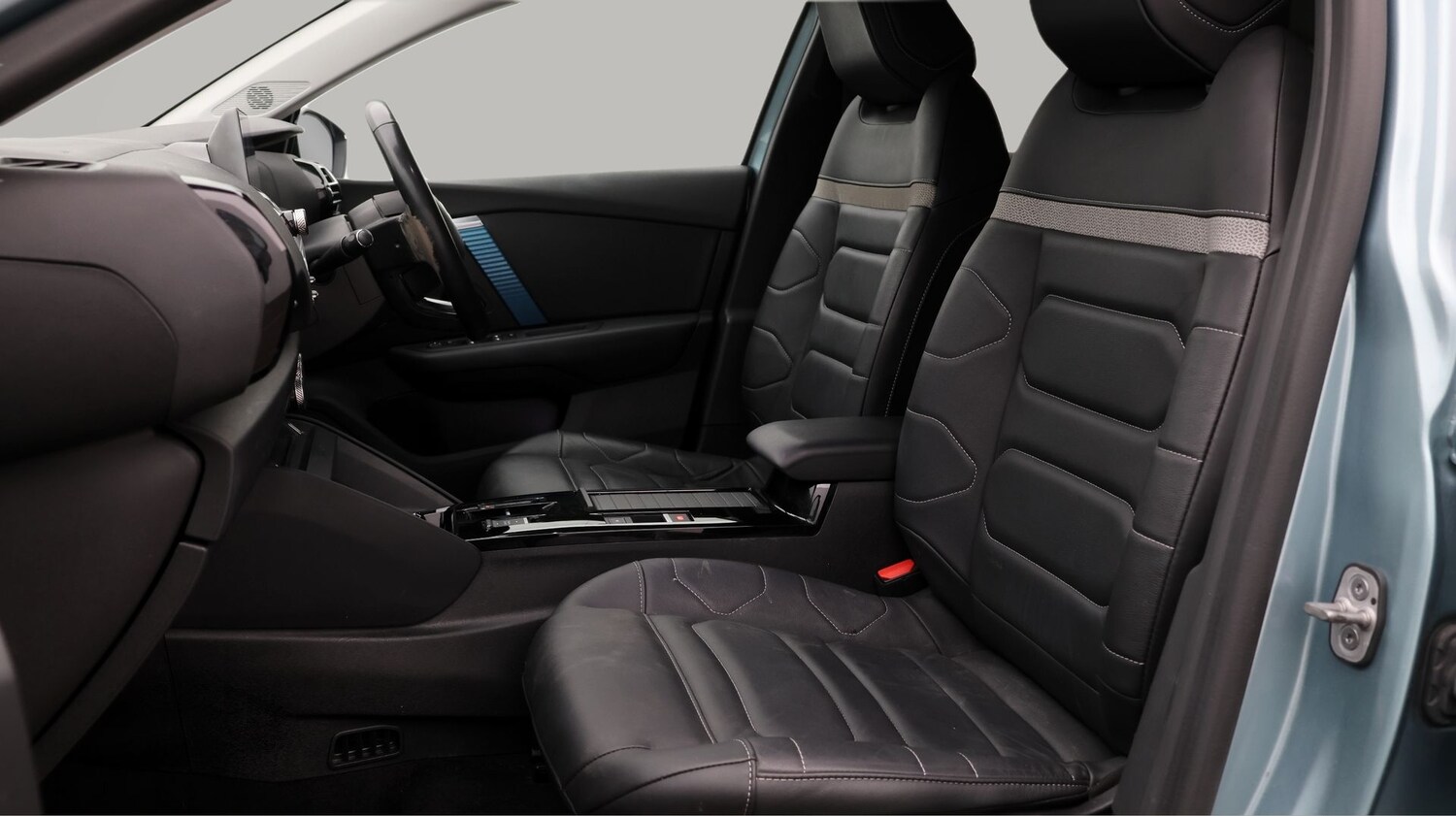 Used Citroen C4 2023 for sale - 77746154: Photo 14