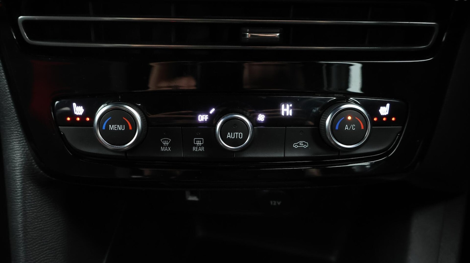 Used Vauxhall Mokka 2023 for sale - 76388082: Photo 13