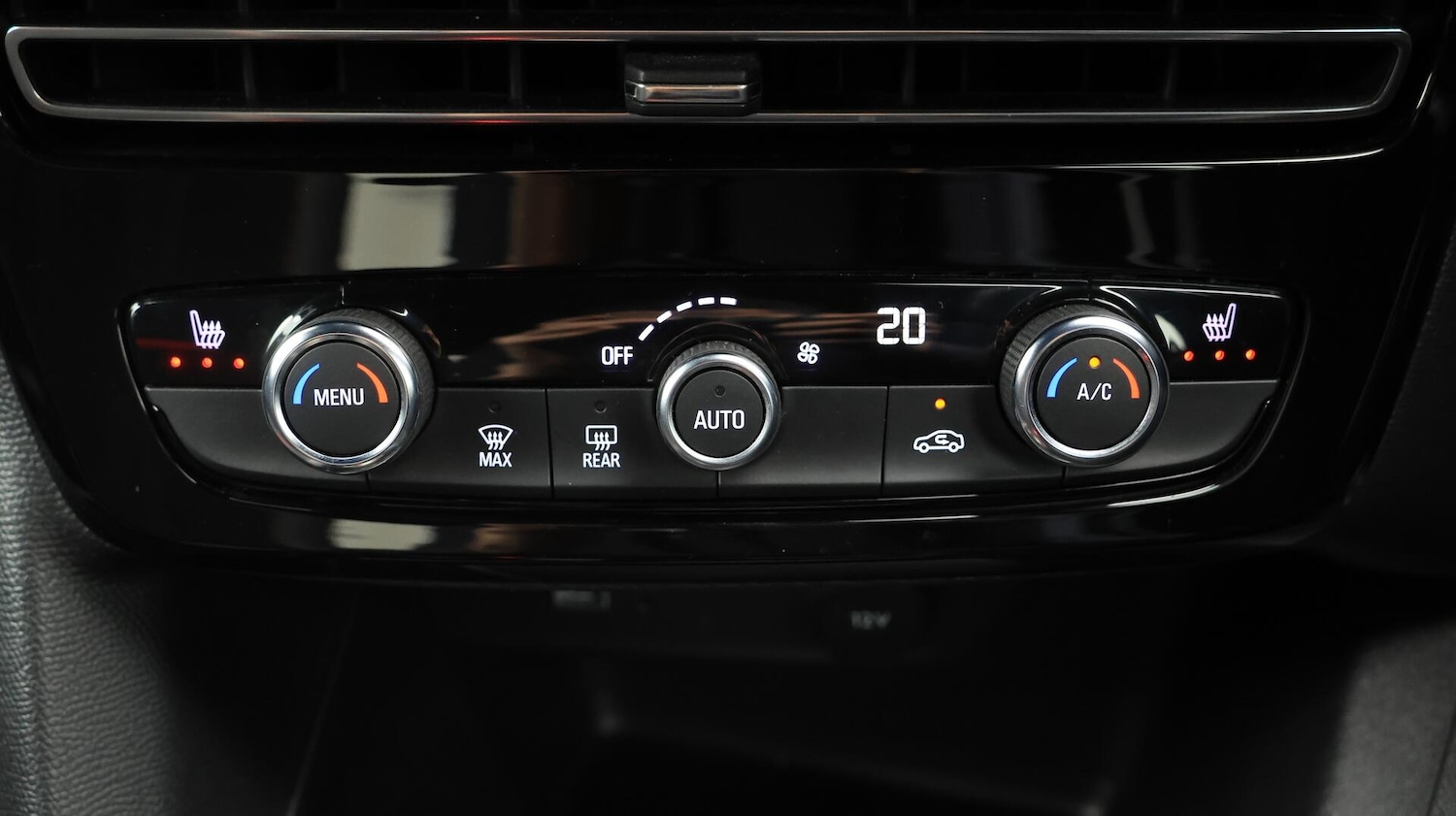 Used Vauxhall Mokka 2022 for sale - 76370851: Photo 13