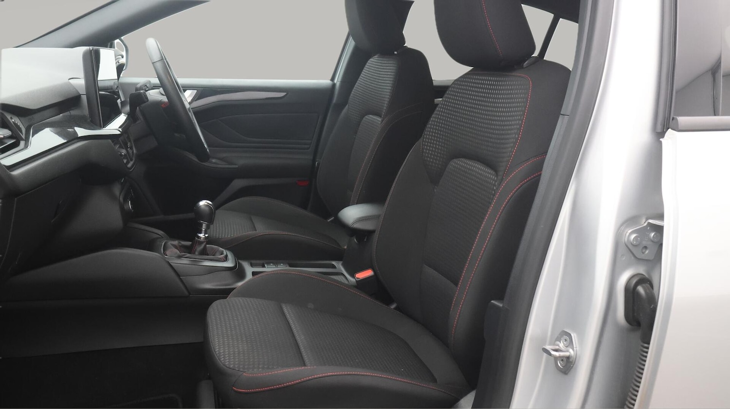 Used Ford Focus 2023 for sale - 76727151: Photo 15