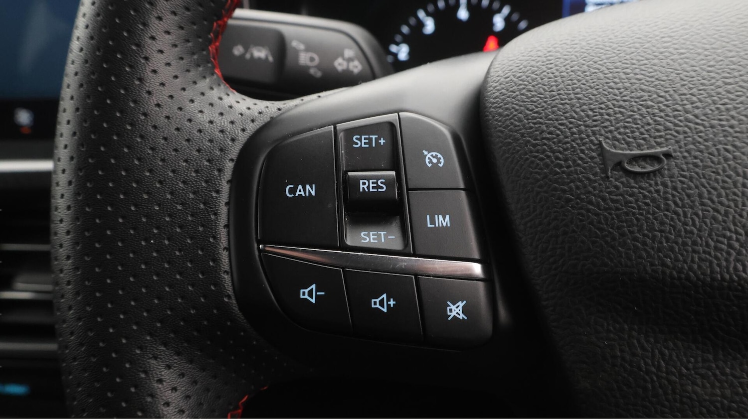 Used Ford Focus 2023 for sale - 76727151: Photo 24