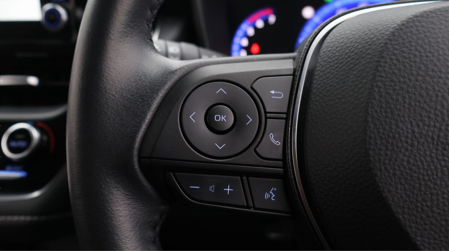 Used Toyota Corolla 2021 for sale - 77272680: Photo 25