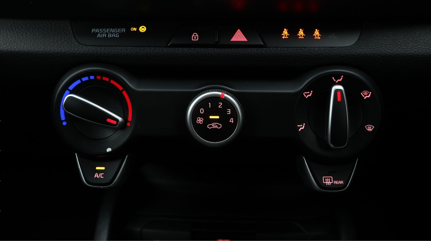 Used Kia Stonic 2022 for sale - 77181735: Photo 12