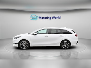 Used Kia Ceed 2023 for sale - 78162061: Photo