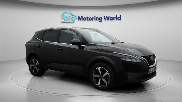 Used Nissan Qashqai 2022 for sale - 76189863: Photo 2