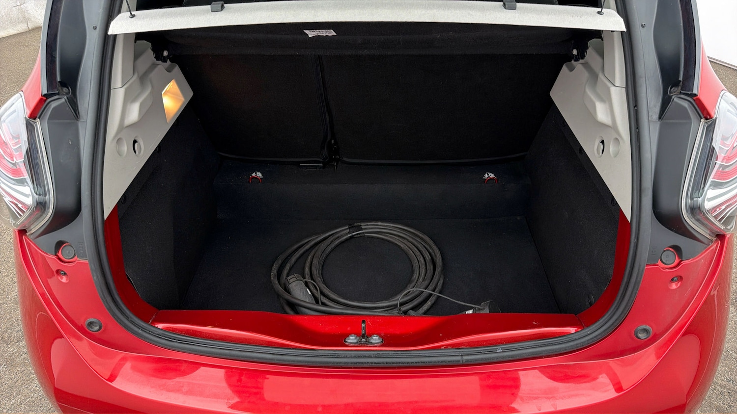 Used Renault Zoe 2022 for sale - 78080415: Photo 16