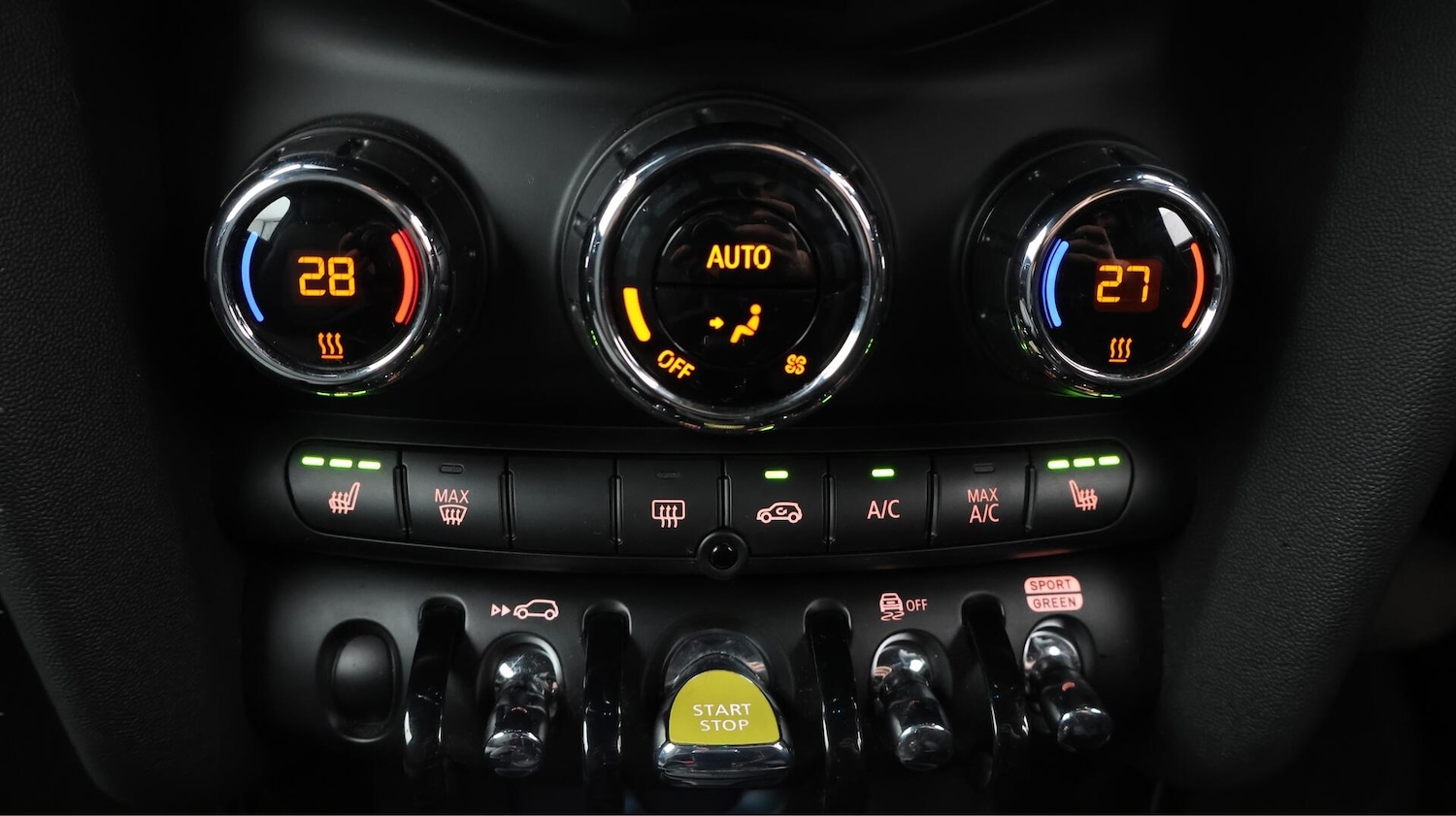 Used MINI Hatch 2023 for sale - 76584768: Photo 13