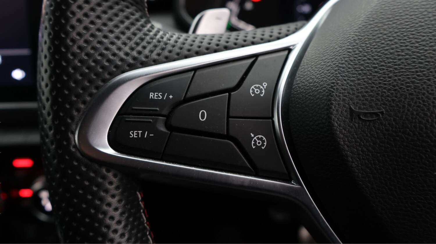 Used Renault Clio 2020 for sale - 77182187: Photo 23