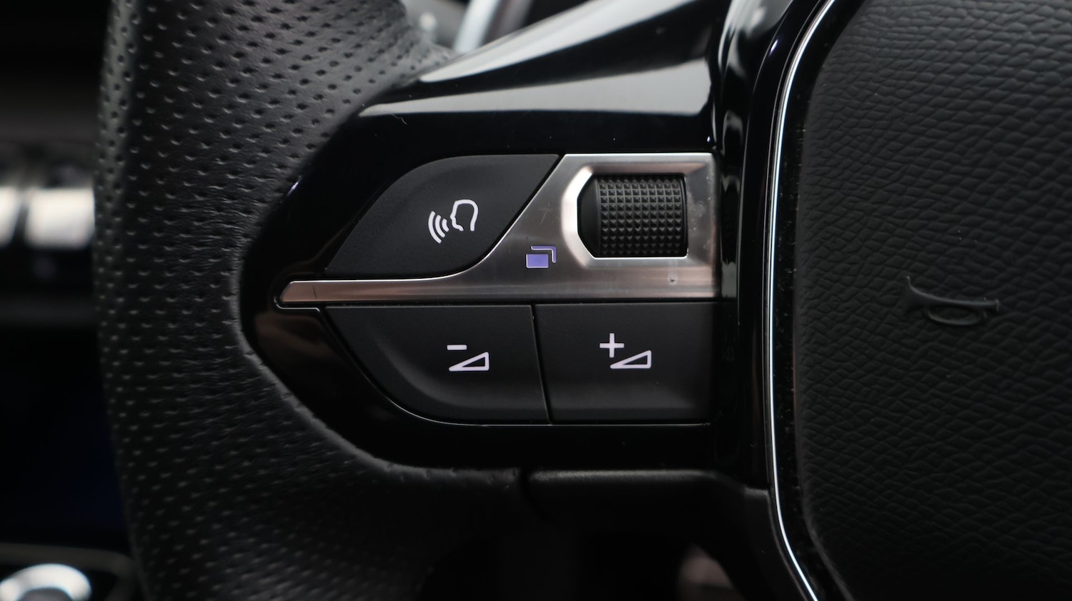 Used Peugeot 3008 2023 for sale - 77750160: Photo 25