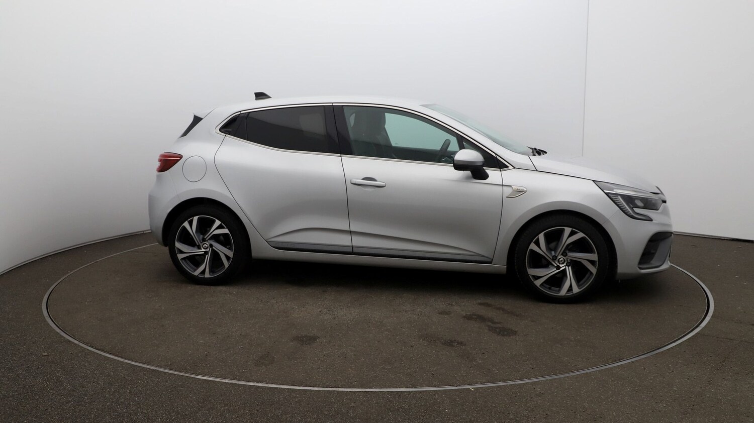 Used Renault Clio for sale - 76811873: Photo 40