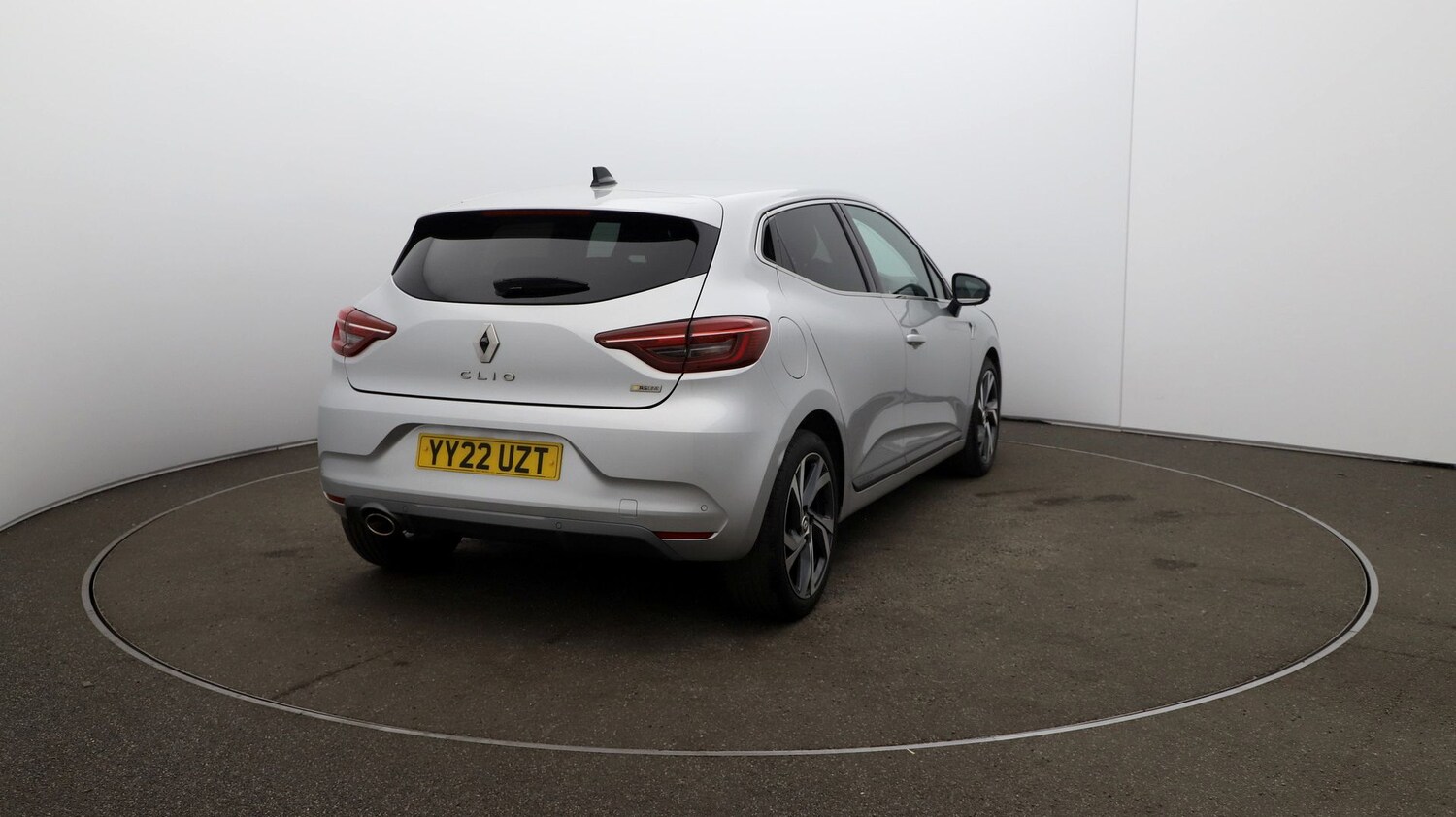 Used Renault Clio for sale - 76811873: Photo 47