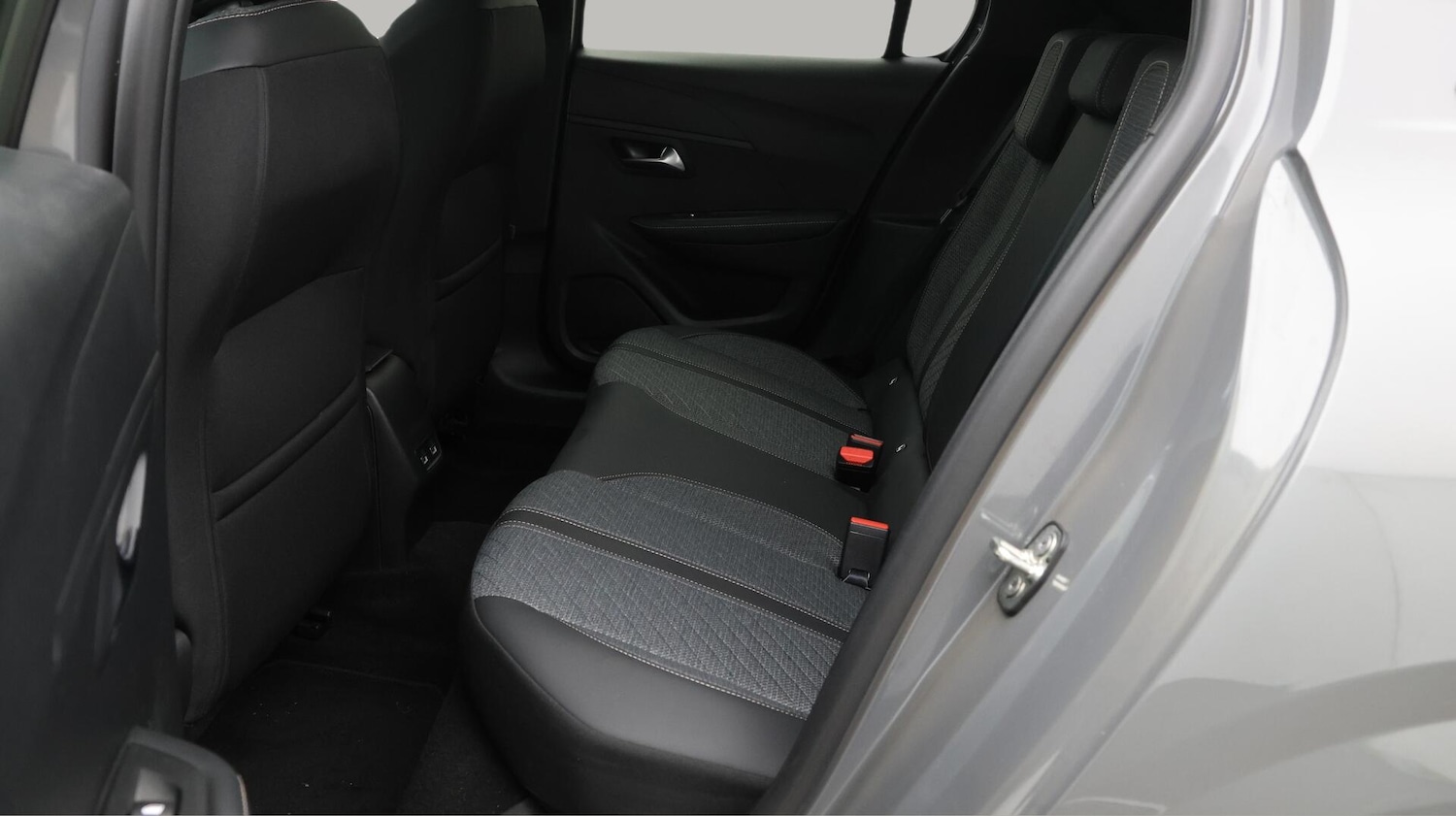 Used Peugeot E-208 2024 for sale - 76499286: Photo 17