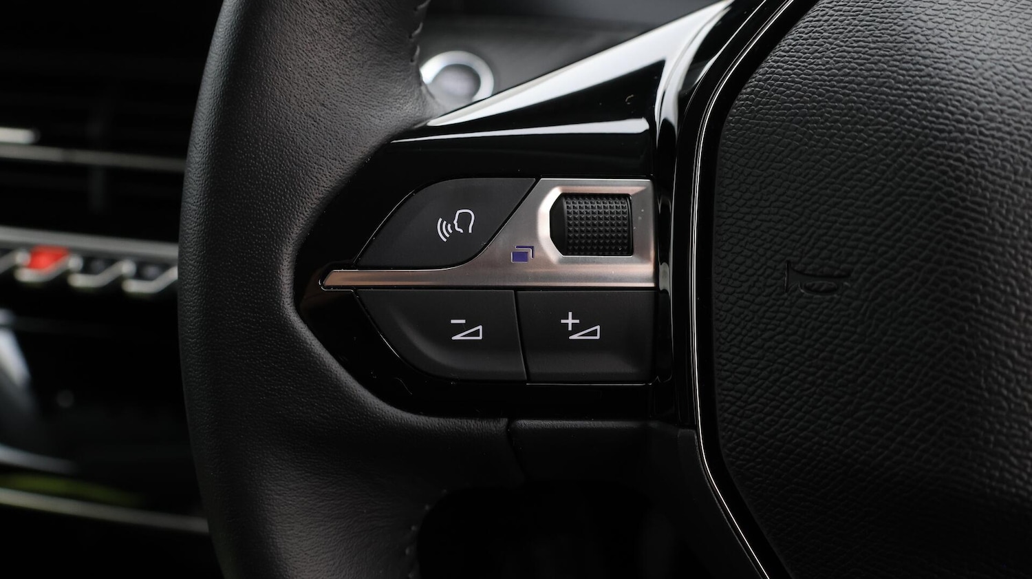 Used Peugeot E-208 2024 for sale - 76499286: Photo 24