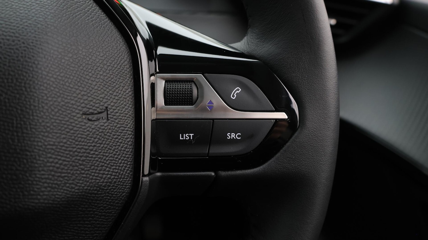 Used Peugeot E-208 2024 for sale - 76499286: Photo 25