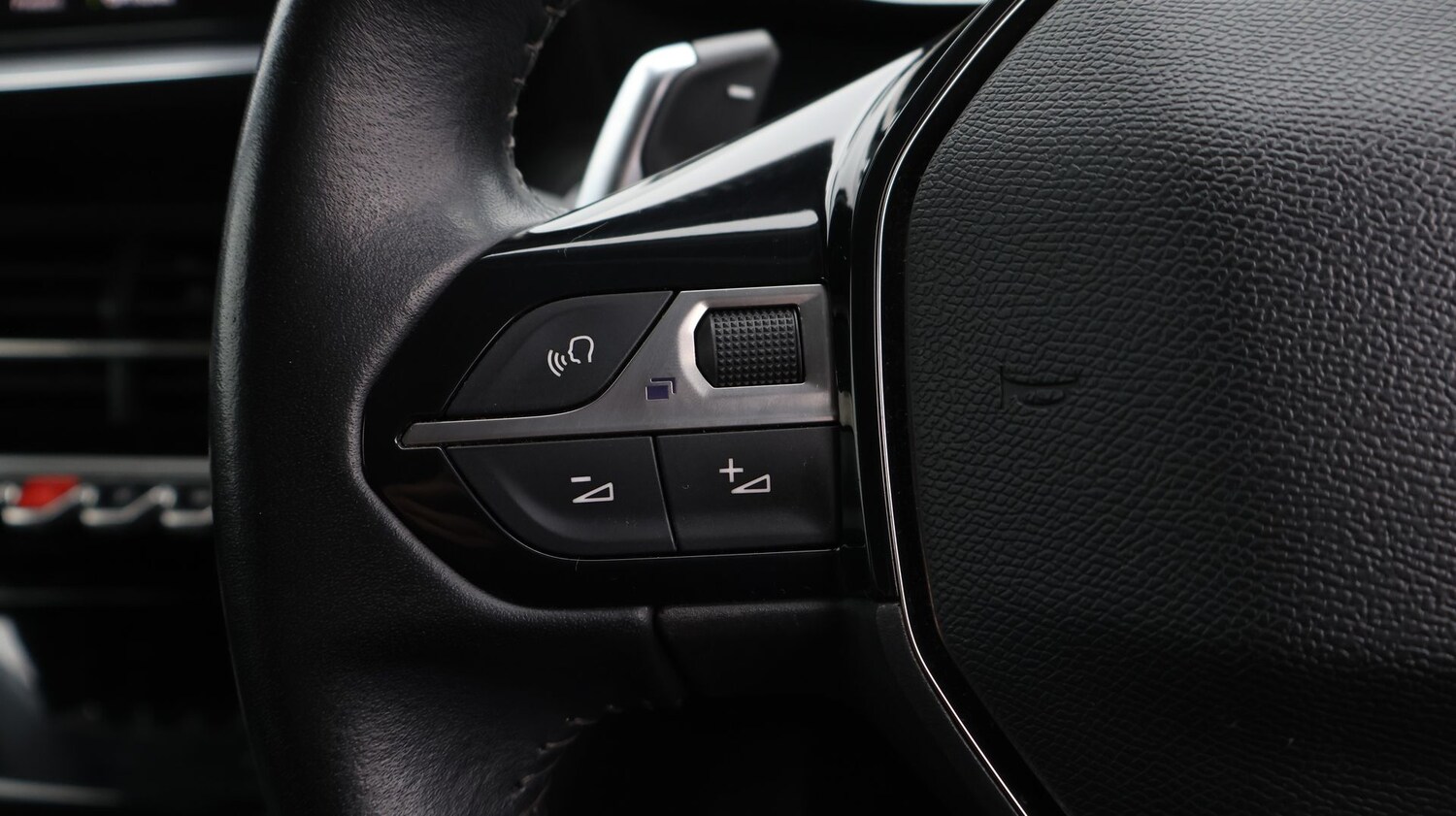 Used Peugeot 2008 2020 for sale - 77606307: Photo 24