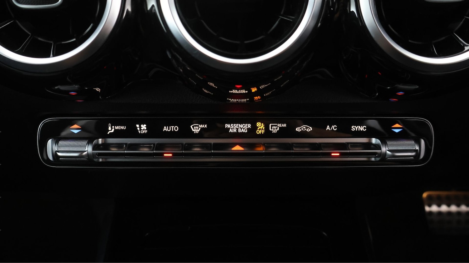 Used Mercedes-Benz GLB 2022 for sale - 78025197: Photo 12