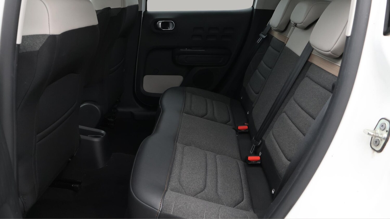 Used Citroen C3 2023 for sale - 76214274: Photo 17