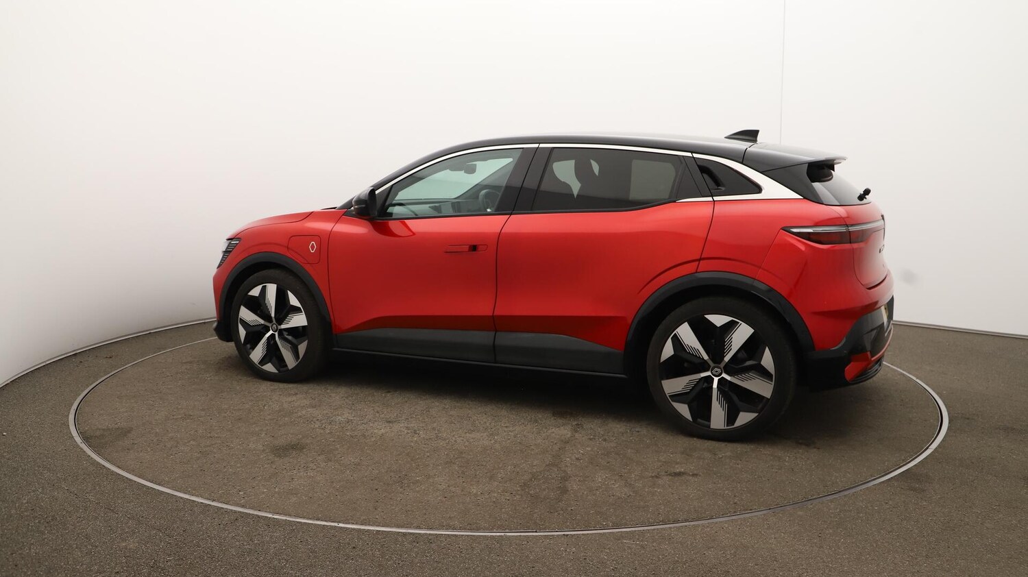 Used Renault Megane E Tech 2022 for sale - 75977318: Photo 46