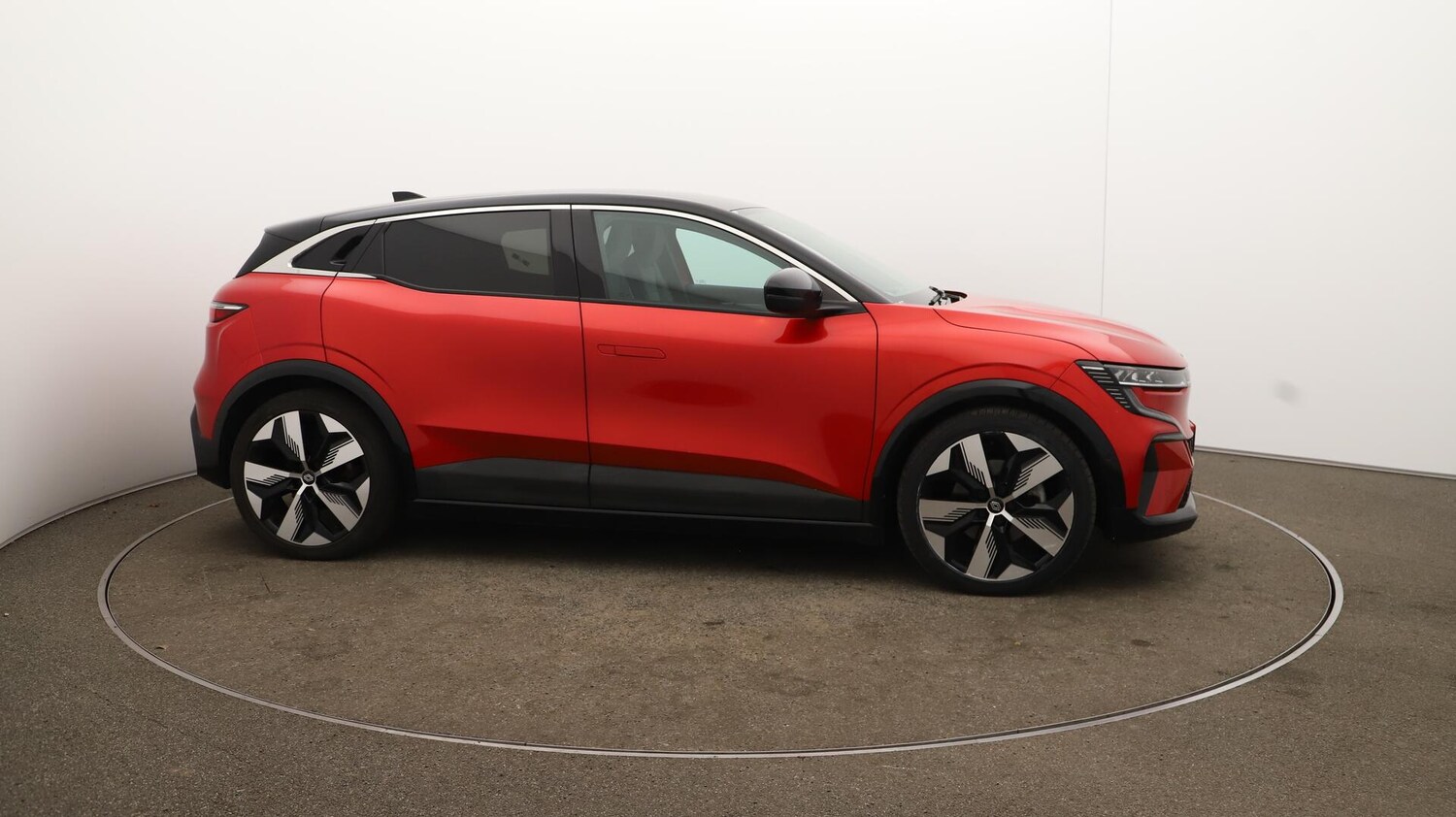 Used Renault Megane E Tech 2022 for sale - 75977318: Photo 47