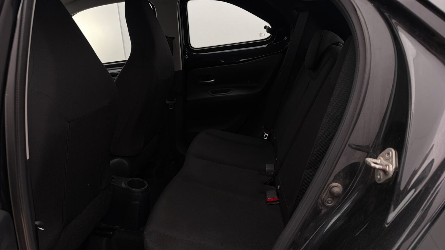 Used Toyota Aygo X 2023 for sale - 77915812: Photo 7