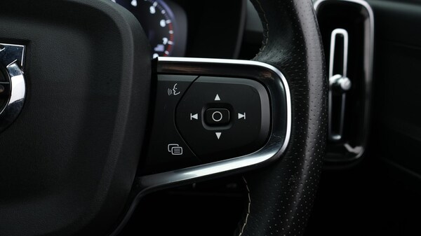 Used Volvo XC40 2020 for sale - 75808814: Photo 24