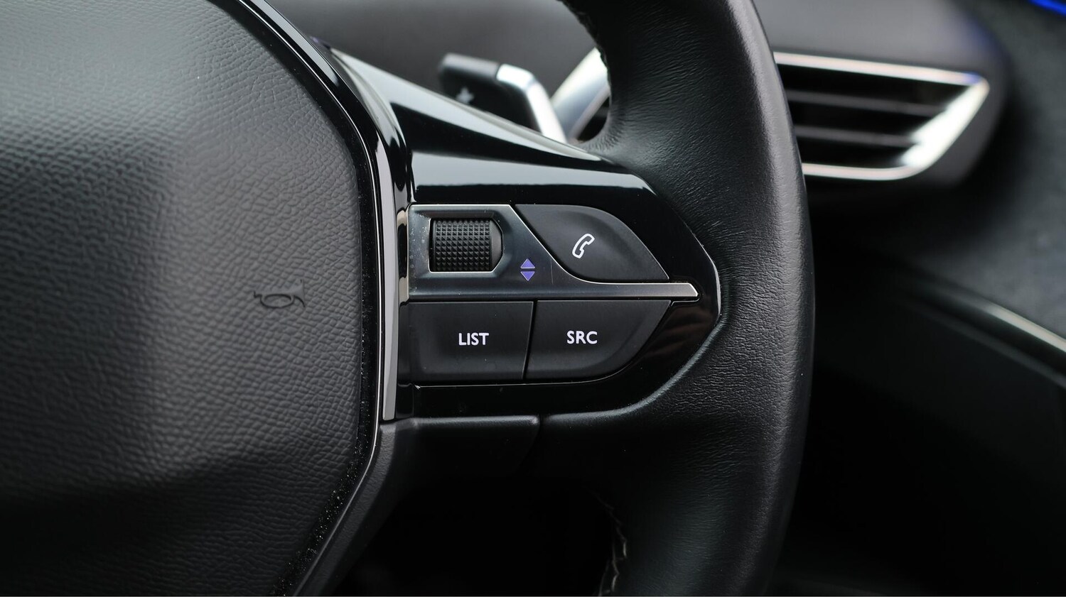 Used Peugeot 3008 2023 for sale - 76032226: Photo 25