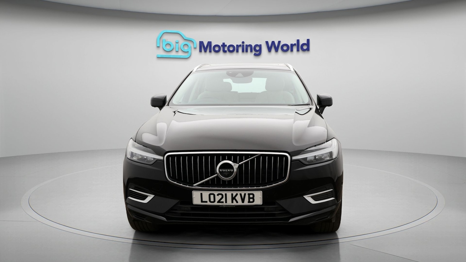 Used Volvo XC60 2021 for sale - 77669129: Photo 2