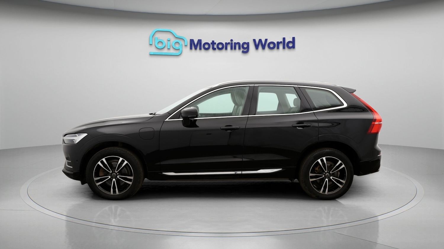 Used Volvo XC60 2021 for sale - 77669129: Photo 4