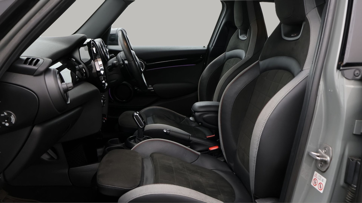 Used MINI Hatch 2022 for sale - 77392195: Photo 14