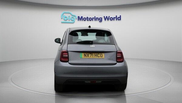 Used Fiat 500e 2021 for sale - 76259912: Photo 7