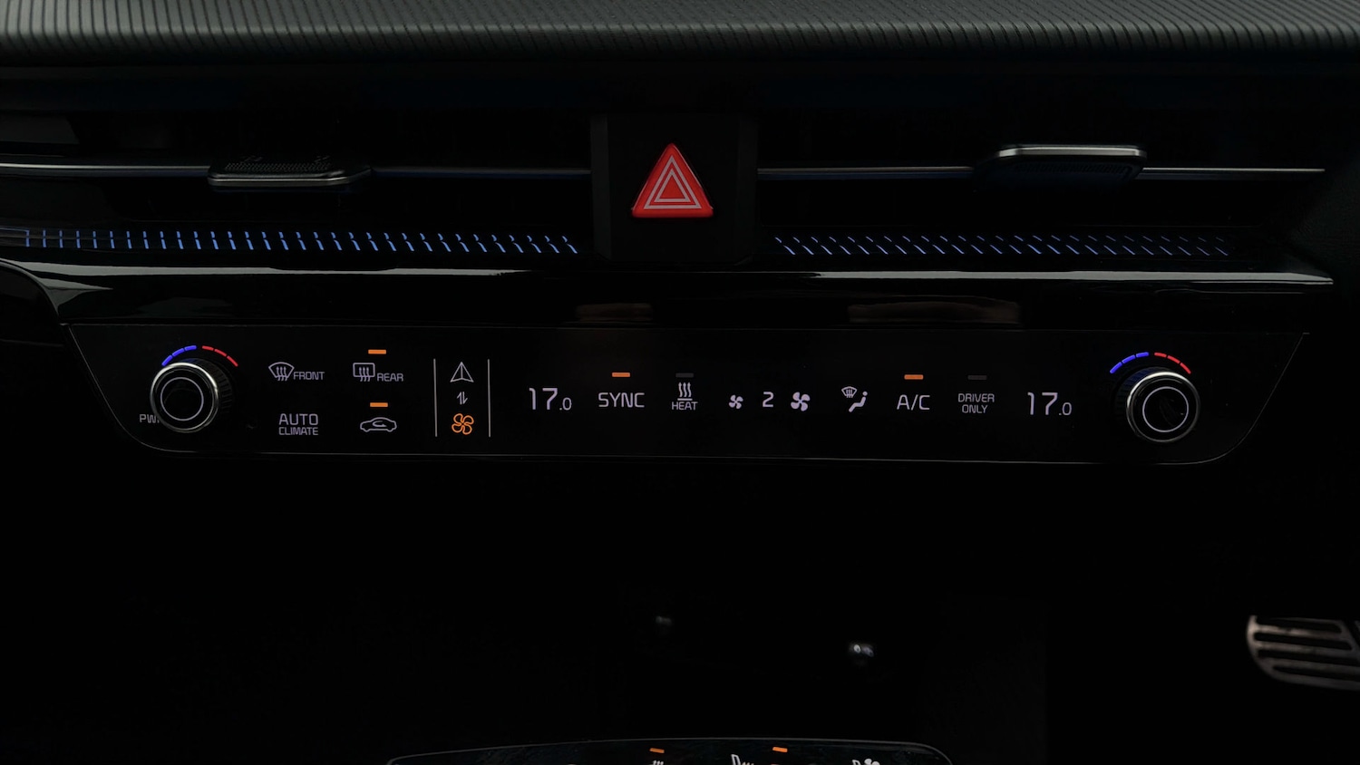 Used Kia EV6 2023 for sale - 77919168: Photo 11