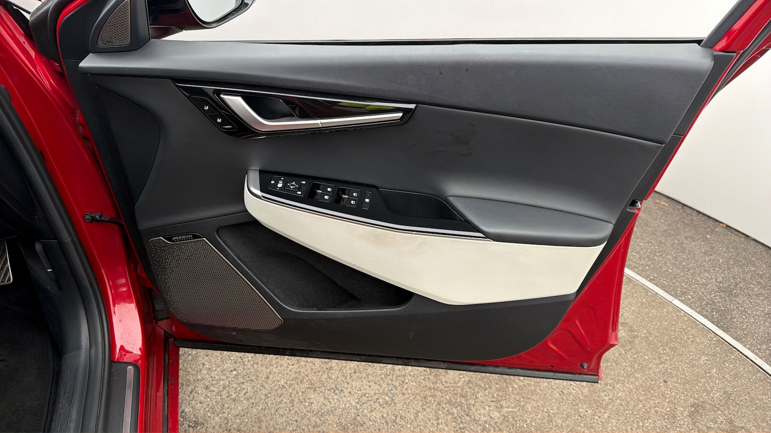 Used Kia EV6 2023 for sale - 77919168: Photo 14