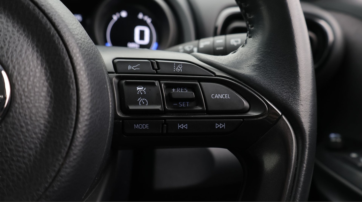 Used Toyota Yaris Cross 2022 for sale - 77536187: Photo 24