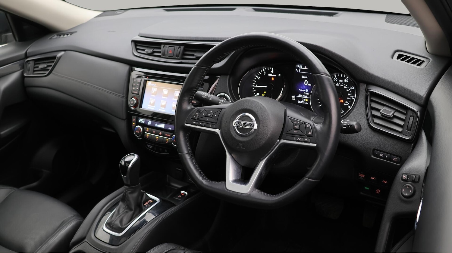 Used Nissan X-Trail 2020 for sale - 76432642: Photo 10