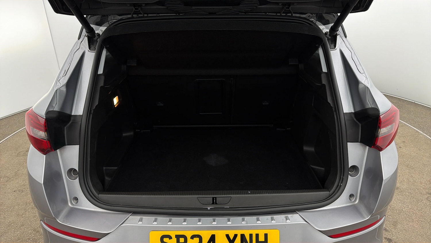 Used Vauxhall Grandland 2024 for sale - 77916304: Photo 16