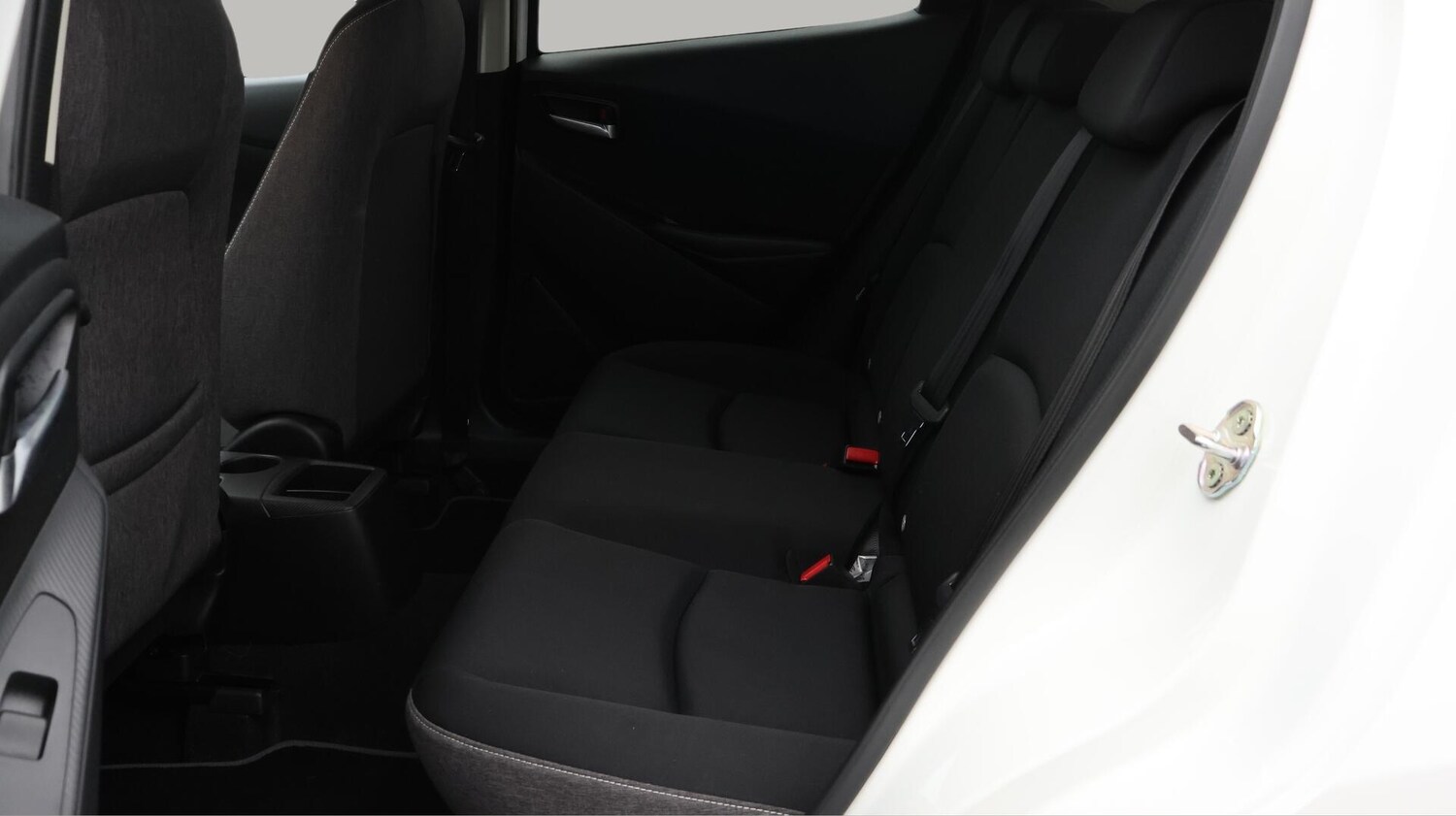 Used Mazda Mazda2 2023 for sale - 76371156: Photo 17