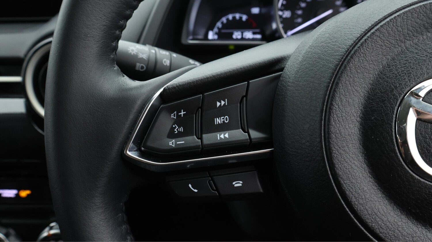 Used Mazda Mazda2 2023 for sale - 76371156: Photo 25