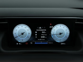 Used Hyundai TUCSON 2023 for sale - 76137627: Photo 4