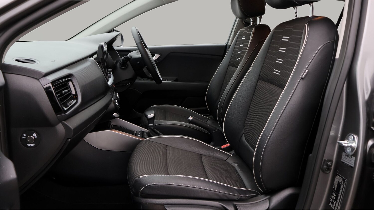 Used Kia Stonic for sale - 77759606: Photo 14