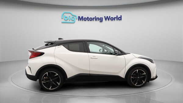 Used Toyota C-HR 2022 for sale - 76337806: Photo 9
