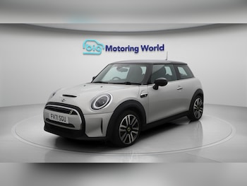 Used MINI Hatch 2021 for sale - 75965509: Photo